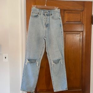 PacSun high rise mom jean, light wash